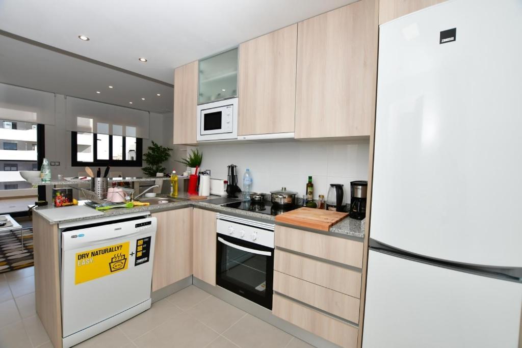 Apartament Andres 아레날레스 델 솔 외부 사진